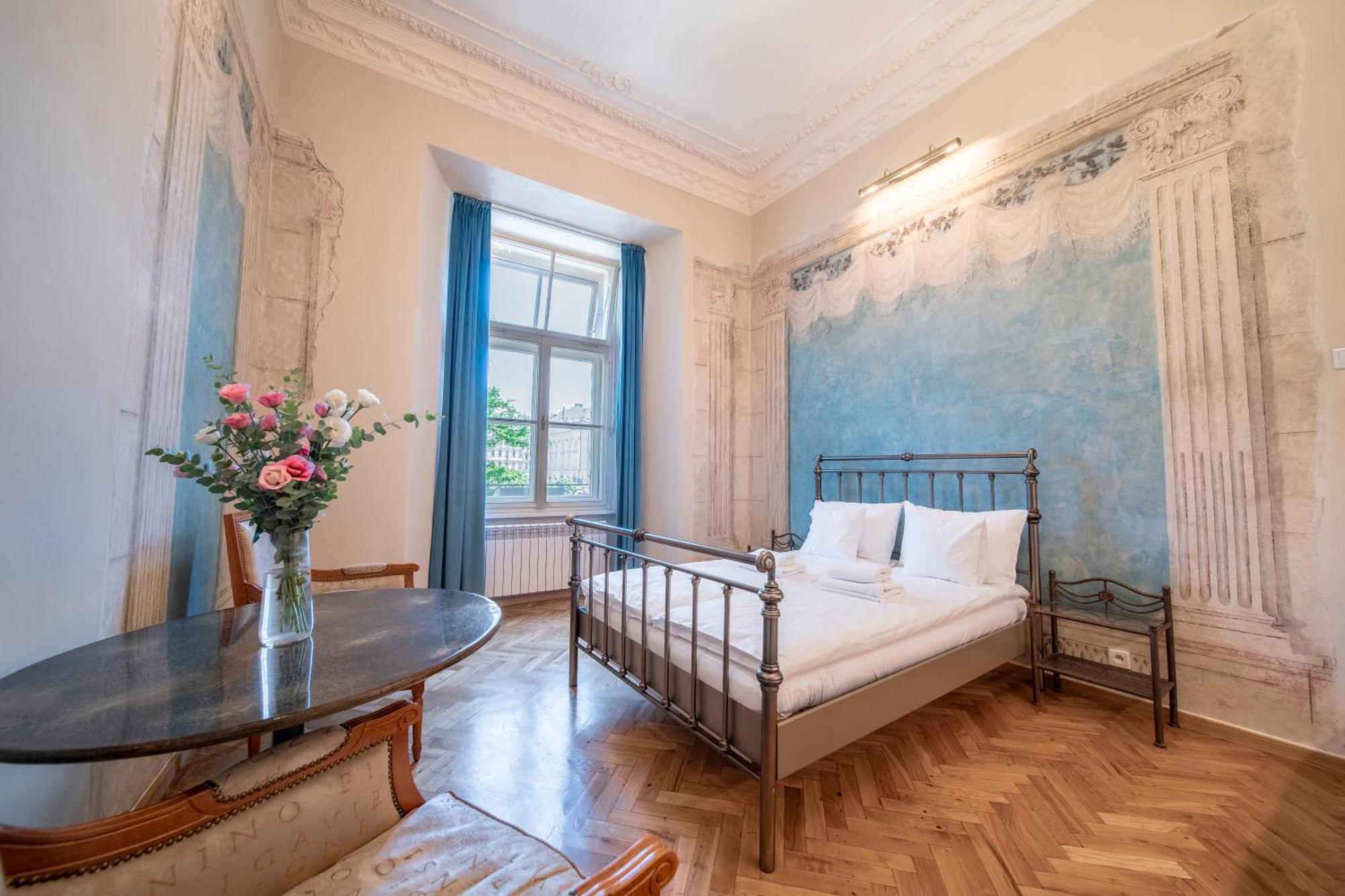 Suite Apartment