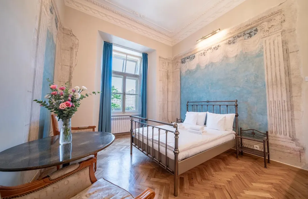 Apartamenty pod Jagnięciem - Rynek Główny-1